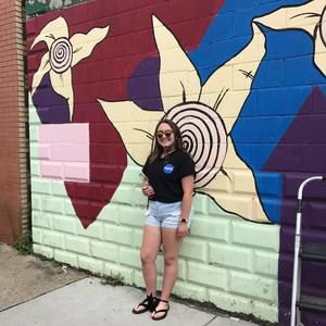 Meet your Posher, Nicole